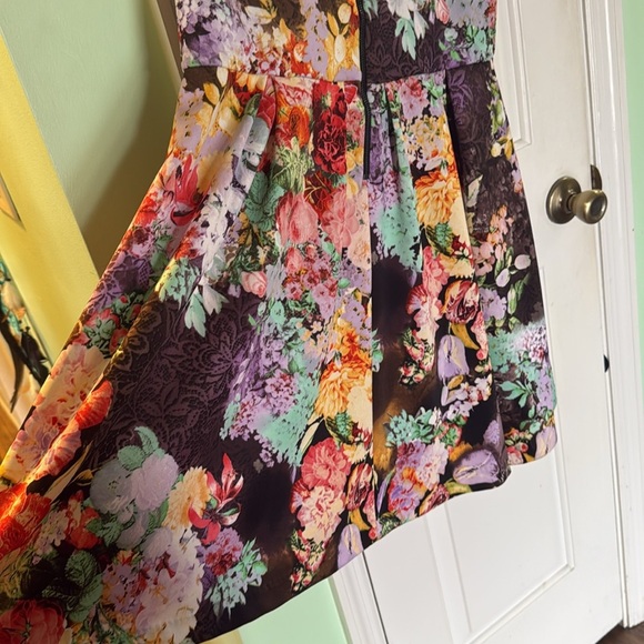 Betsey Johnson Floral Print Fit n Flare Mini Dress Dahlias Fall Flowers Size 14 - Picture 9 of 10